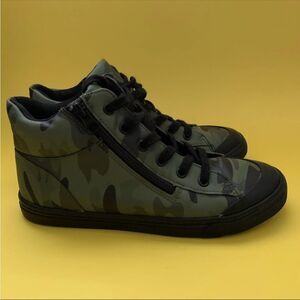 Cat & Jack Boys Kids Camo Skyler Style Side Zip Sneakers Shoes Size 5